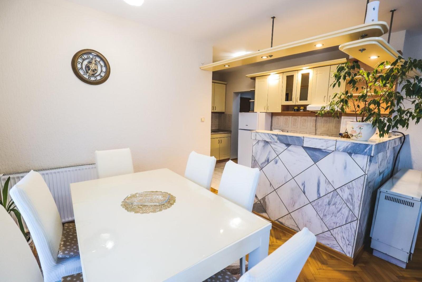 Lotus Apartman Vrnjačka Banja Kültér fotó
